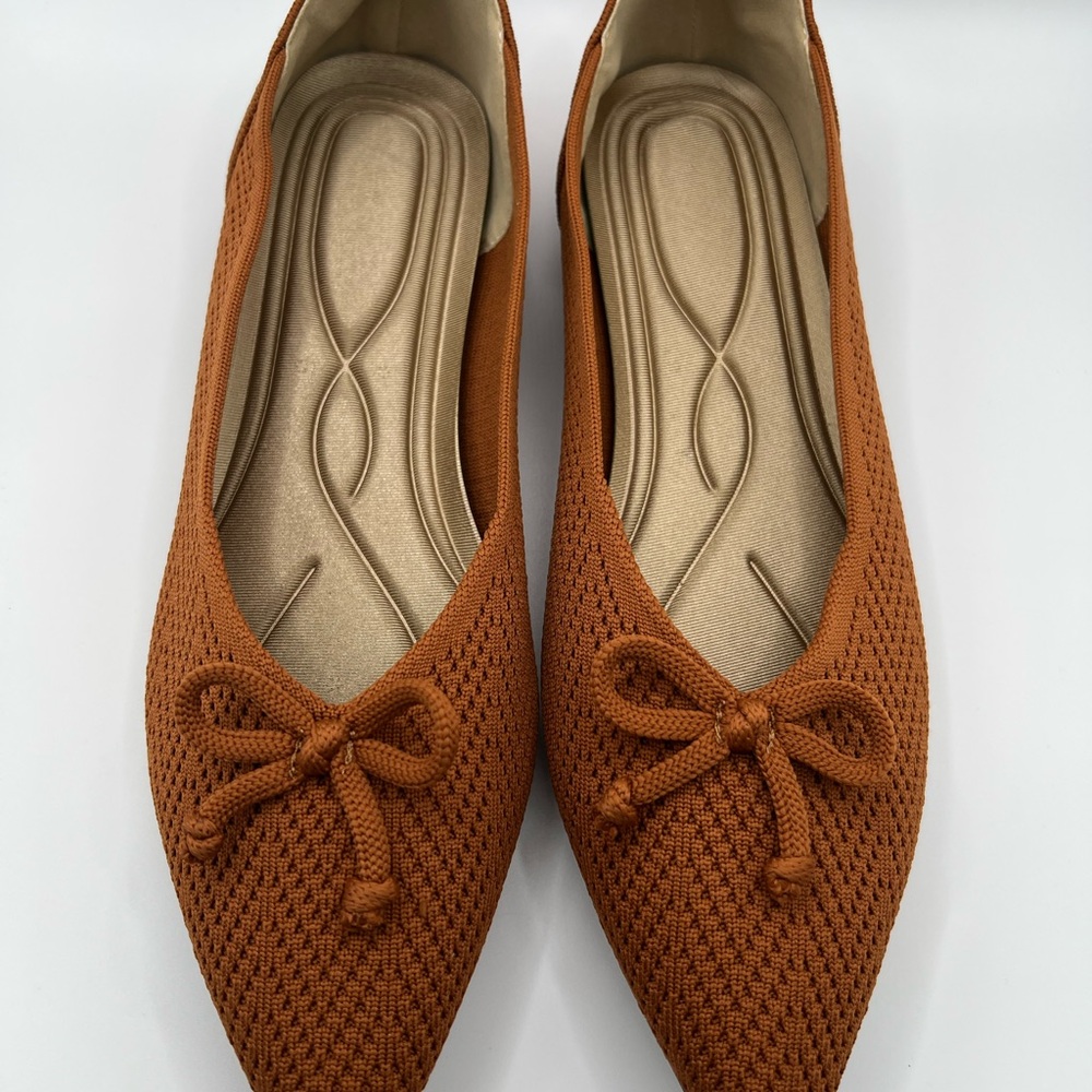 Women’s Knit Pointed-Toe Ballet Flats in Rust
